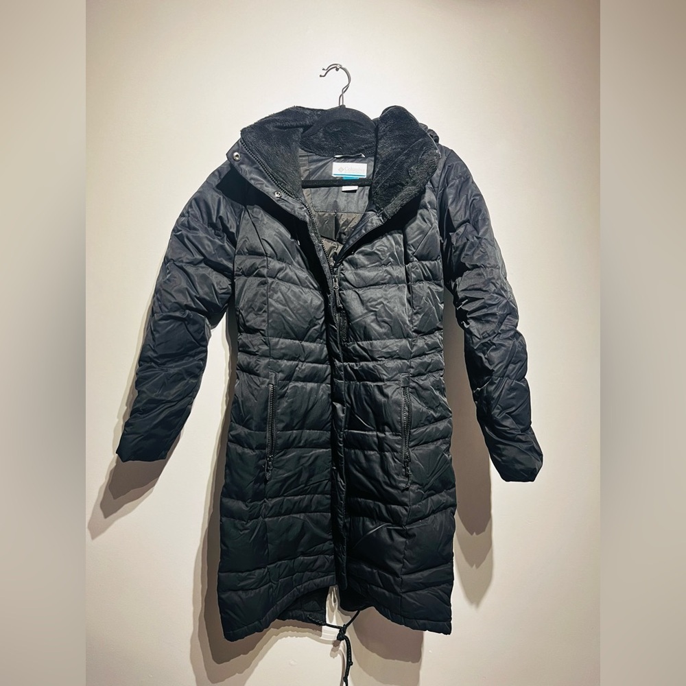 Columbia Women’s Long Quilted puffer Winter Coat (Small) black
